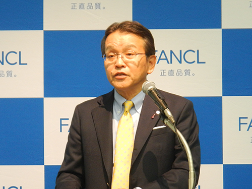 新たな中期経営計画を説明するダンけるの島田和幸社長執行役員ＣＥＯ